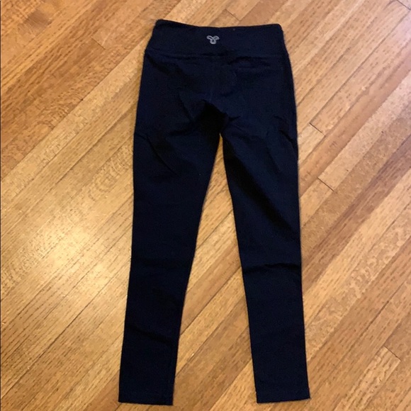 Aritiza Equator Leggings - Picture 2 of 4